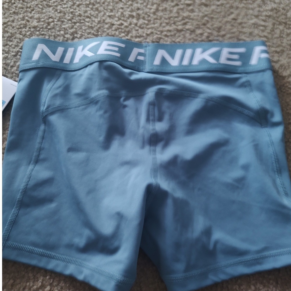 Nike Pro Dri-FIT Women Medium Blue 3 Inch Compression Athletic Shorts NWT